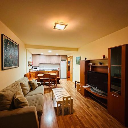 Bonito Apartamento En อาอินซา ภายนอก รูปภาพ