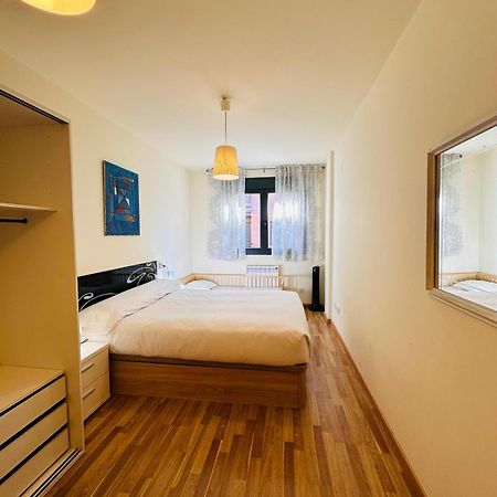Bonito Apartamento En อาอินซา ภายนอก รูปภาพ