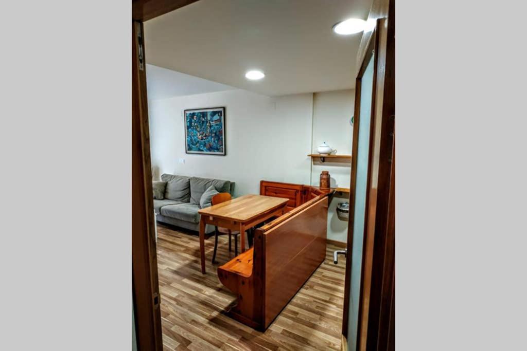 Bonito Apartamento En อาอินซา ภายนอก รูปภาพ