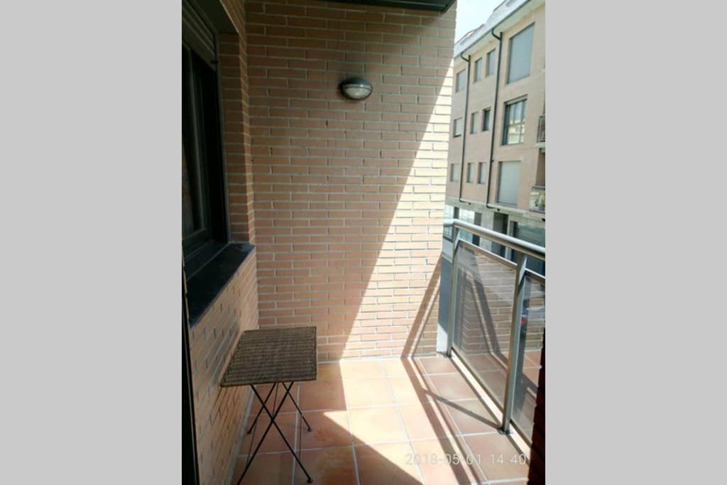 Bonito Apartamento En อาอินซา ภายนอก รูปภาพ