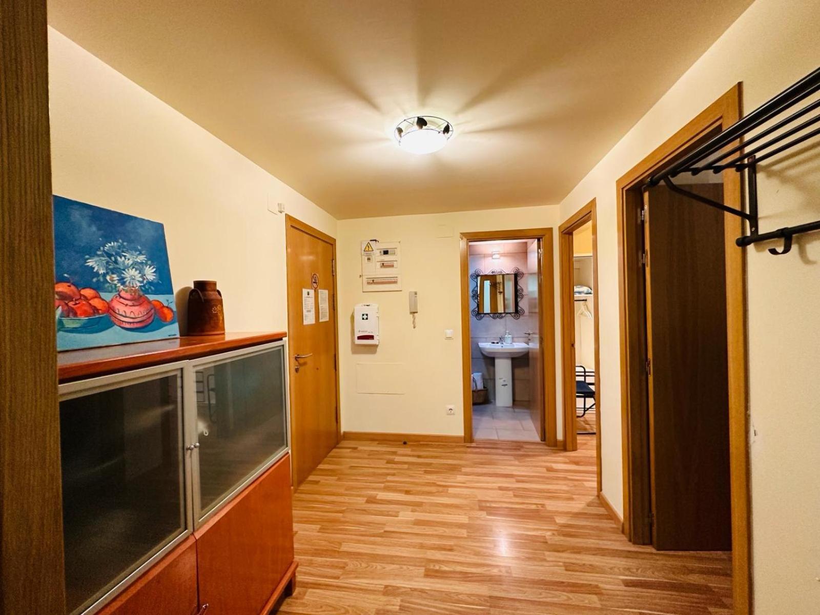 Bonito Apartamento En อาอินซา ภายนอก รูปภาพ