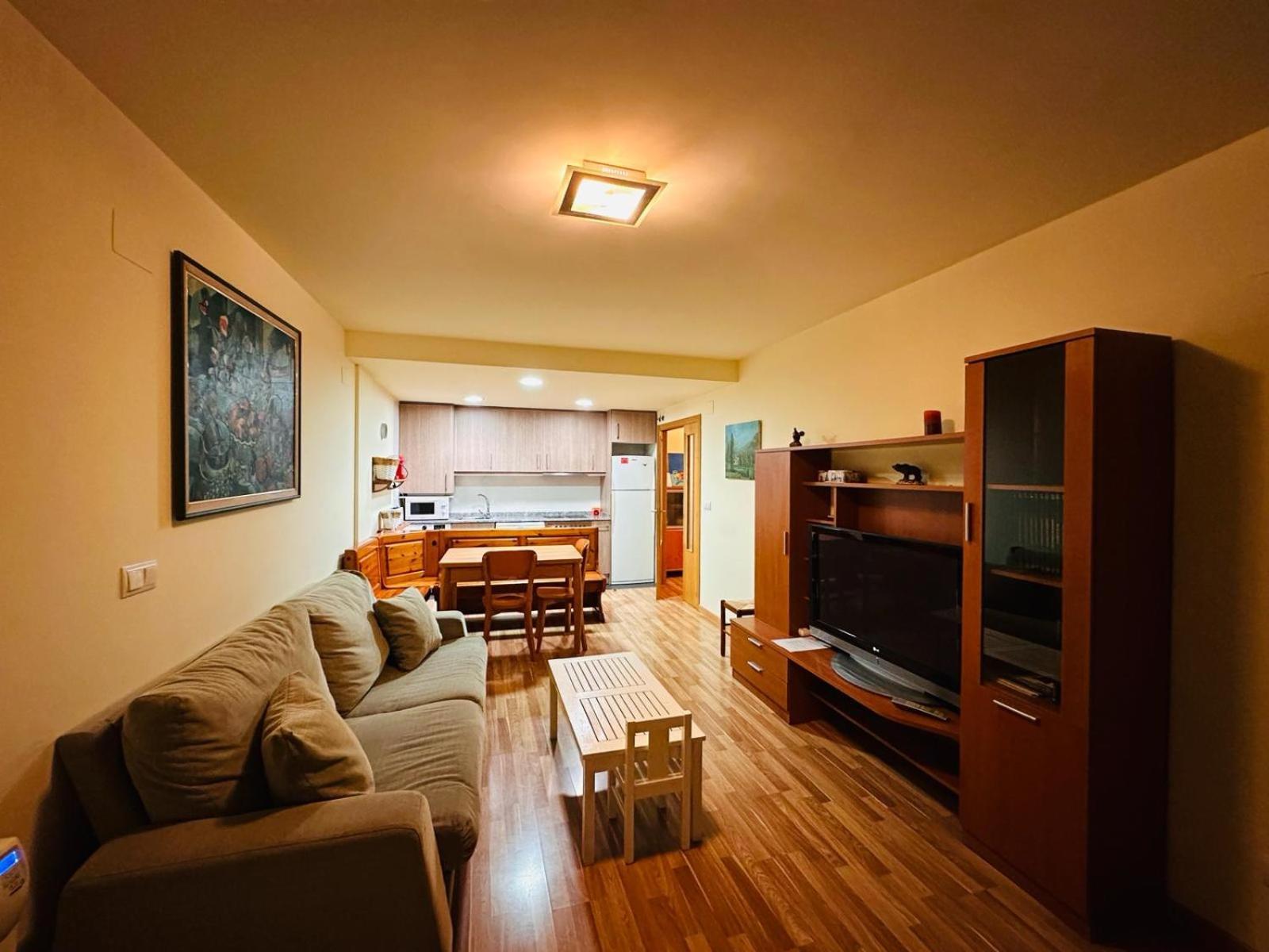 Bonito Apartamento En อาอินซา ภายนอก รูปภาพ