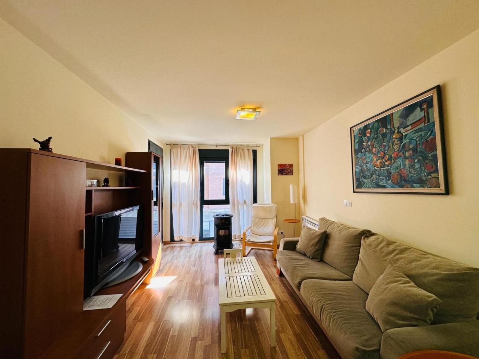 Bonito Apartamento En อาอินซา ภายนอก รูปภาพ