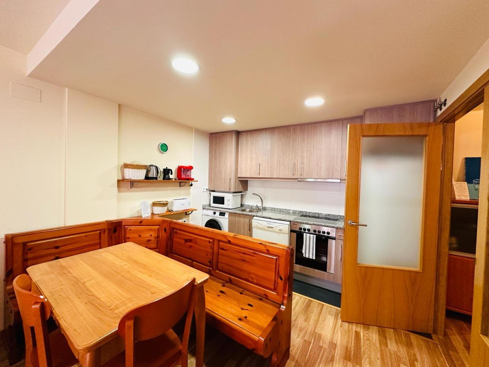 Bonito Apartamento En อาอินซา ภายนอก รูปภาพ