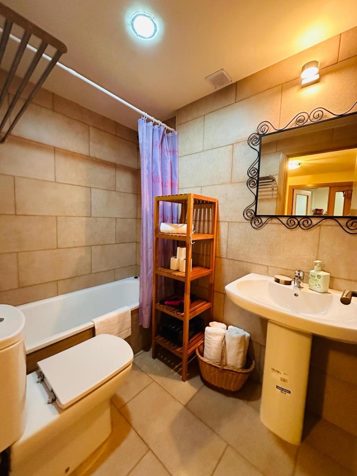 Bonito Apartamento En อาอินซา ภายนอก รูปภาพ