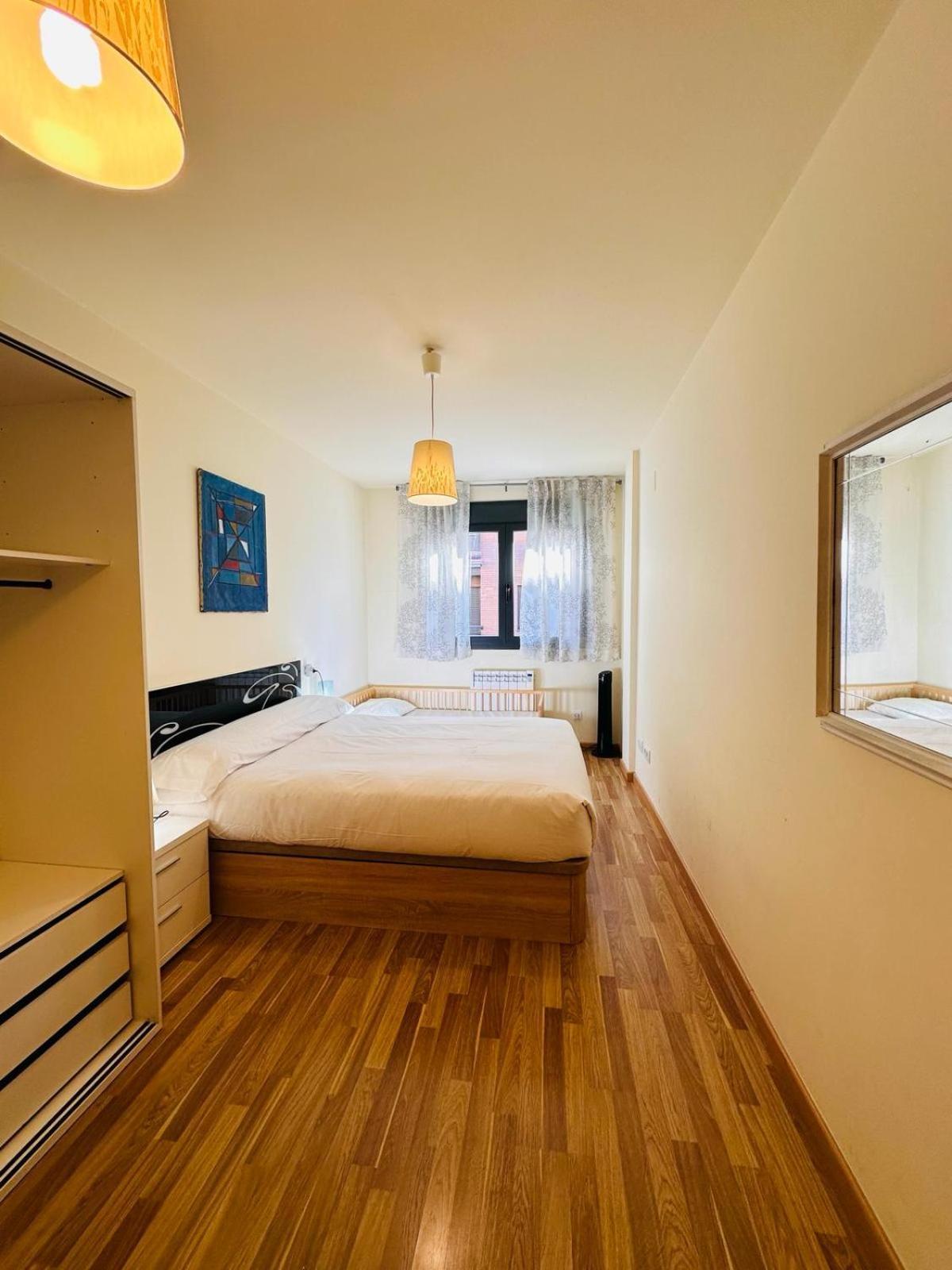 Bonito Apartamento En อาอินซา ภายนอก รูปภาพ