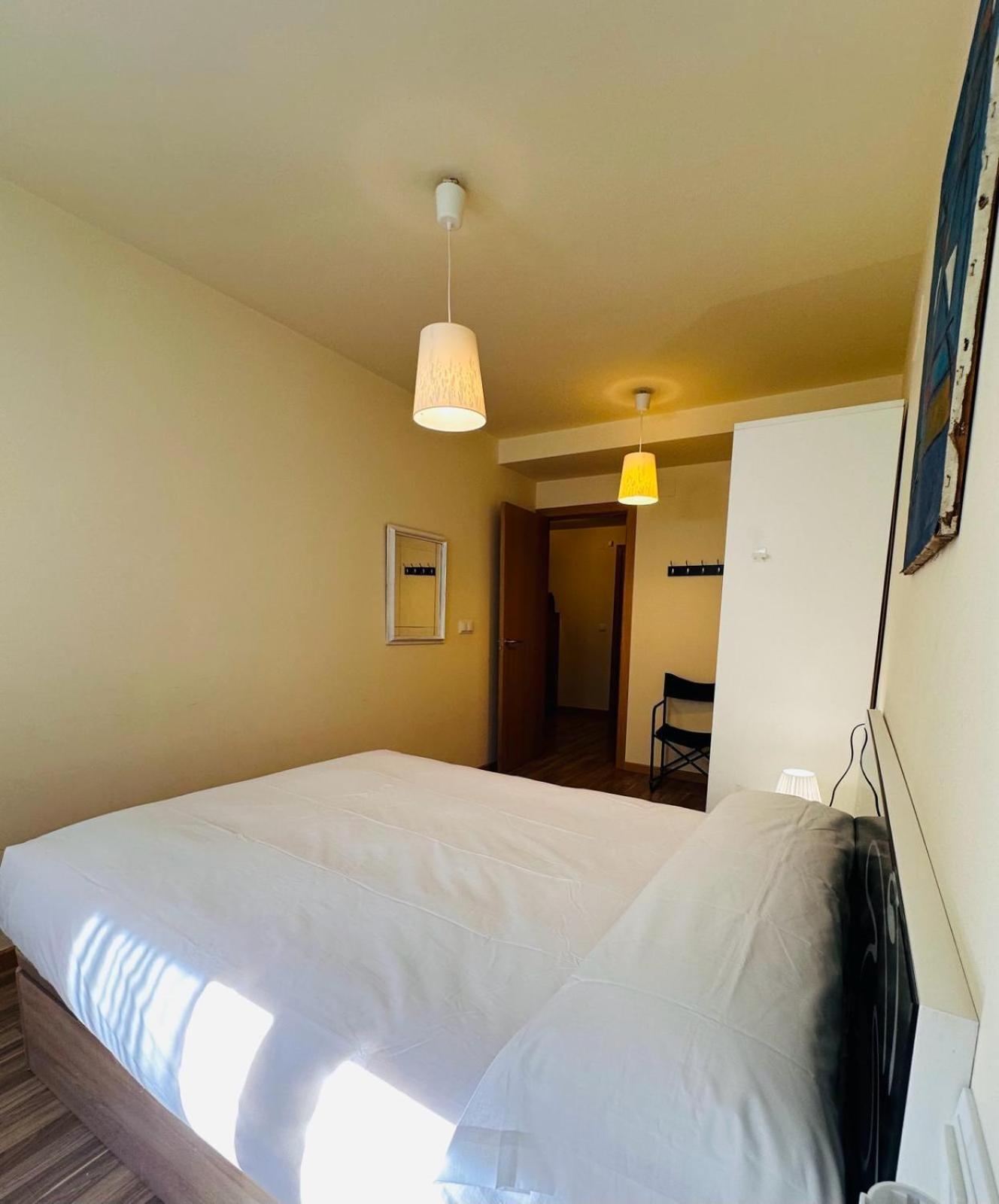 Bonito Apartamento En อาอินซา ภายนอก รูปภาพ